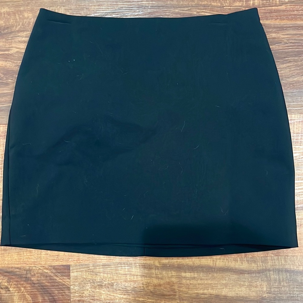 Express size 4 black skirt